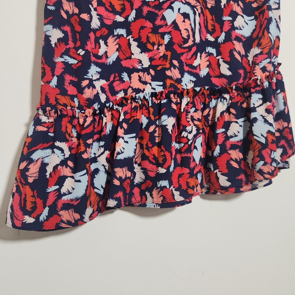 Halogen Asymmetrical Graphic Print Tank Top - Picture 8 of 9